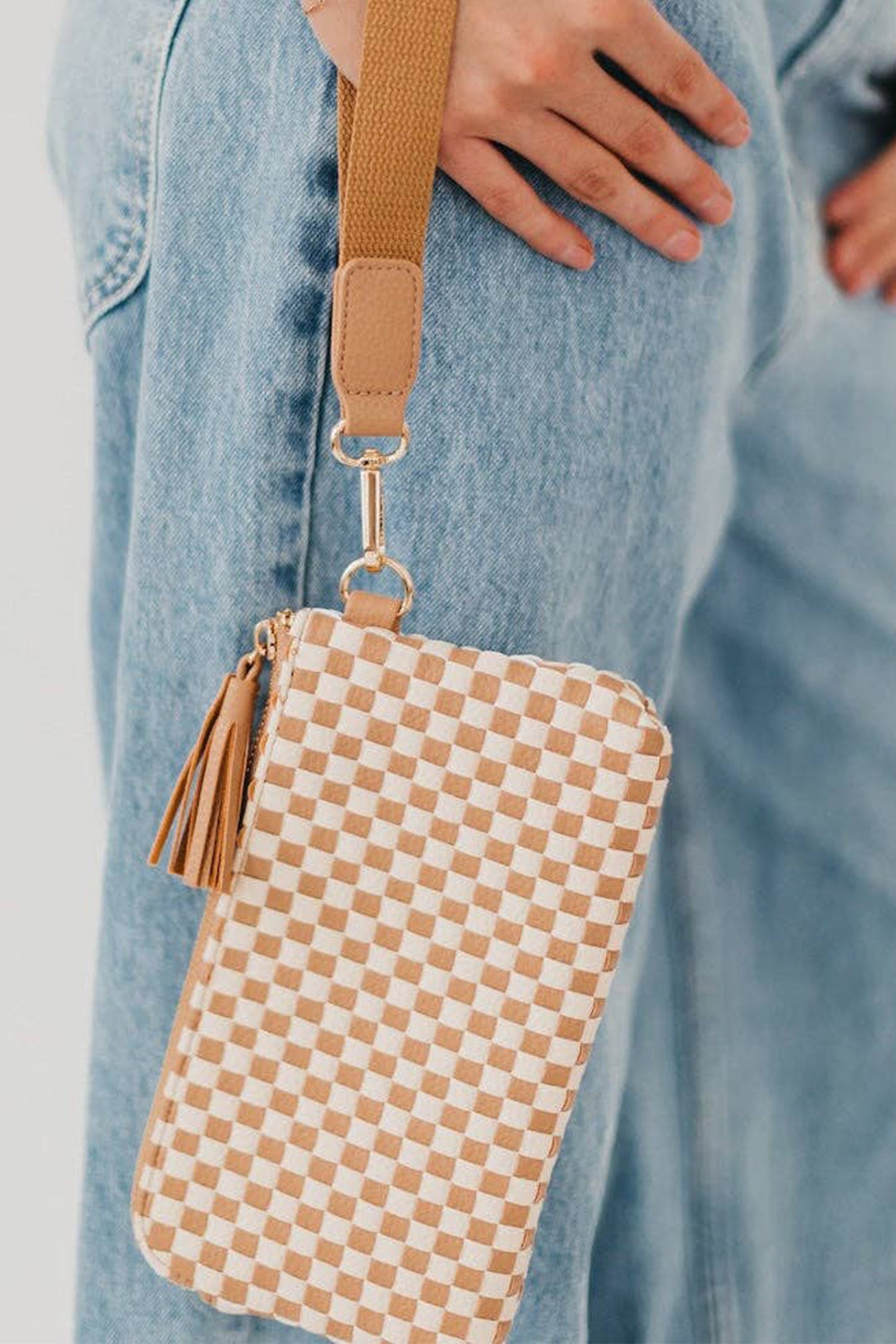 Chestnut Checkered  Woven Clutch Wristlet PU Leather Large Size Patterned Wallet
