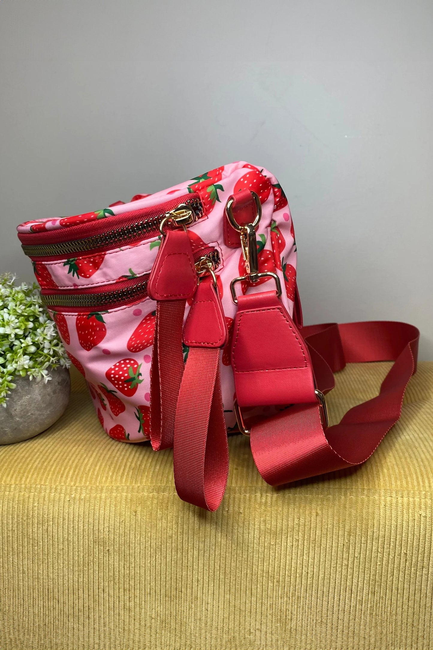 White Pretty Checkerboard Canvas Double Zip Crossbody Bag