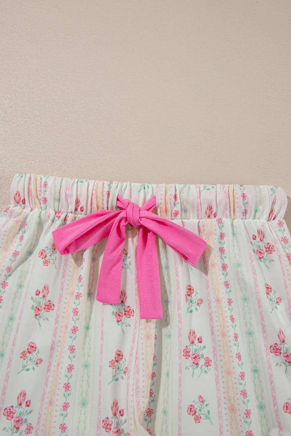 Pink Bow Print Contrast Pipping Short Pajamas Set