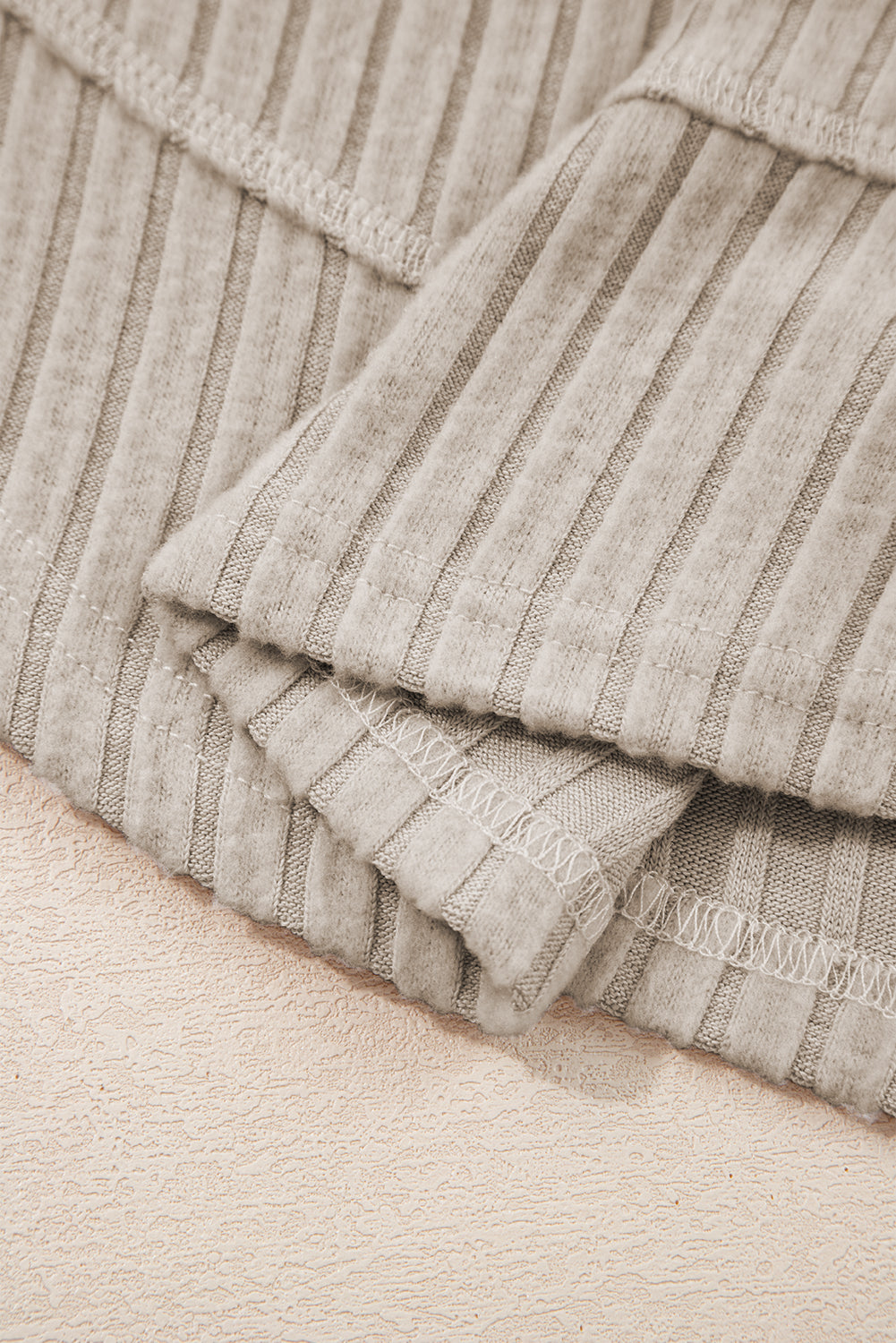 Jet Stream Ribbed Texture Round Neck Long Sleeve Rounded Hem Knit Top