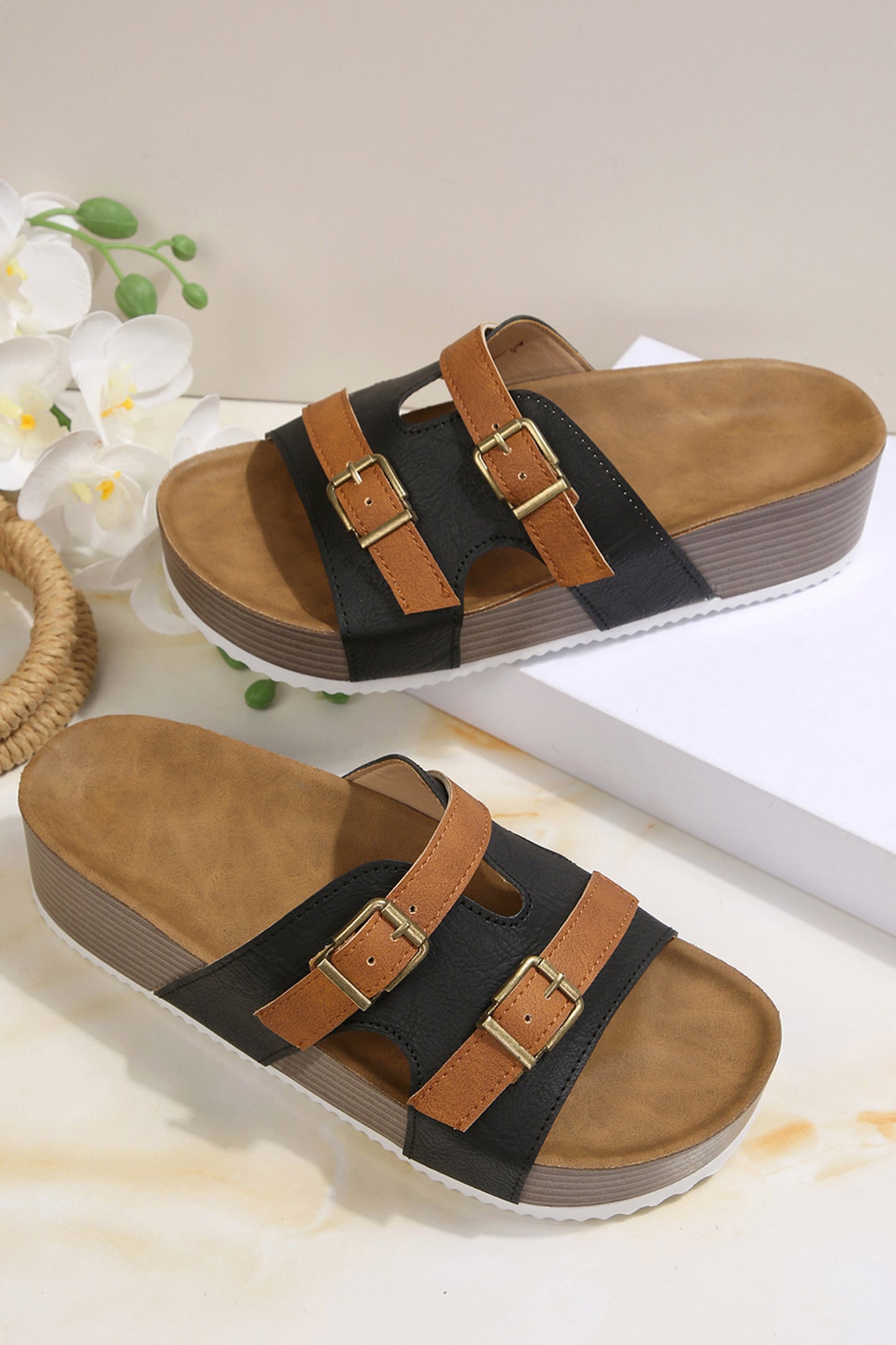 Color black Faux Suede Contrast Buckle Strap Retro Platform Slippers