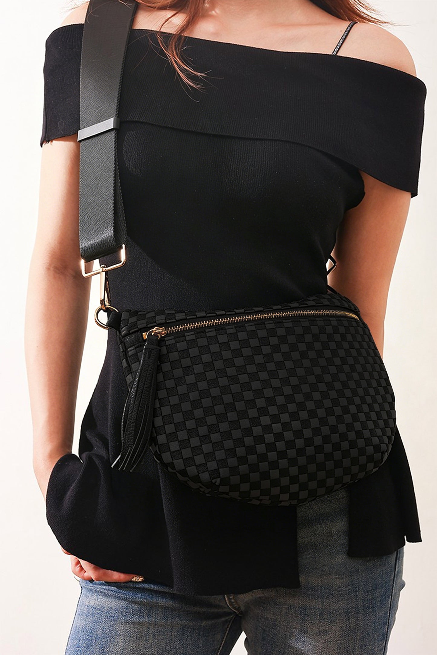 Color black Checkered Woven PU Leather Crossbody Bag Adjustable Strap Large Size