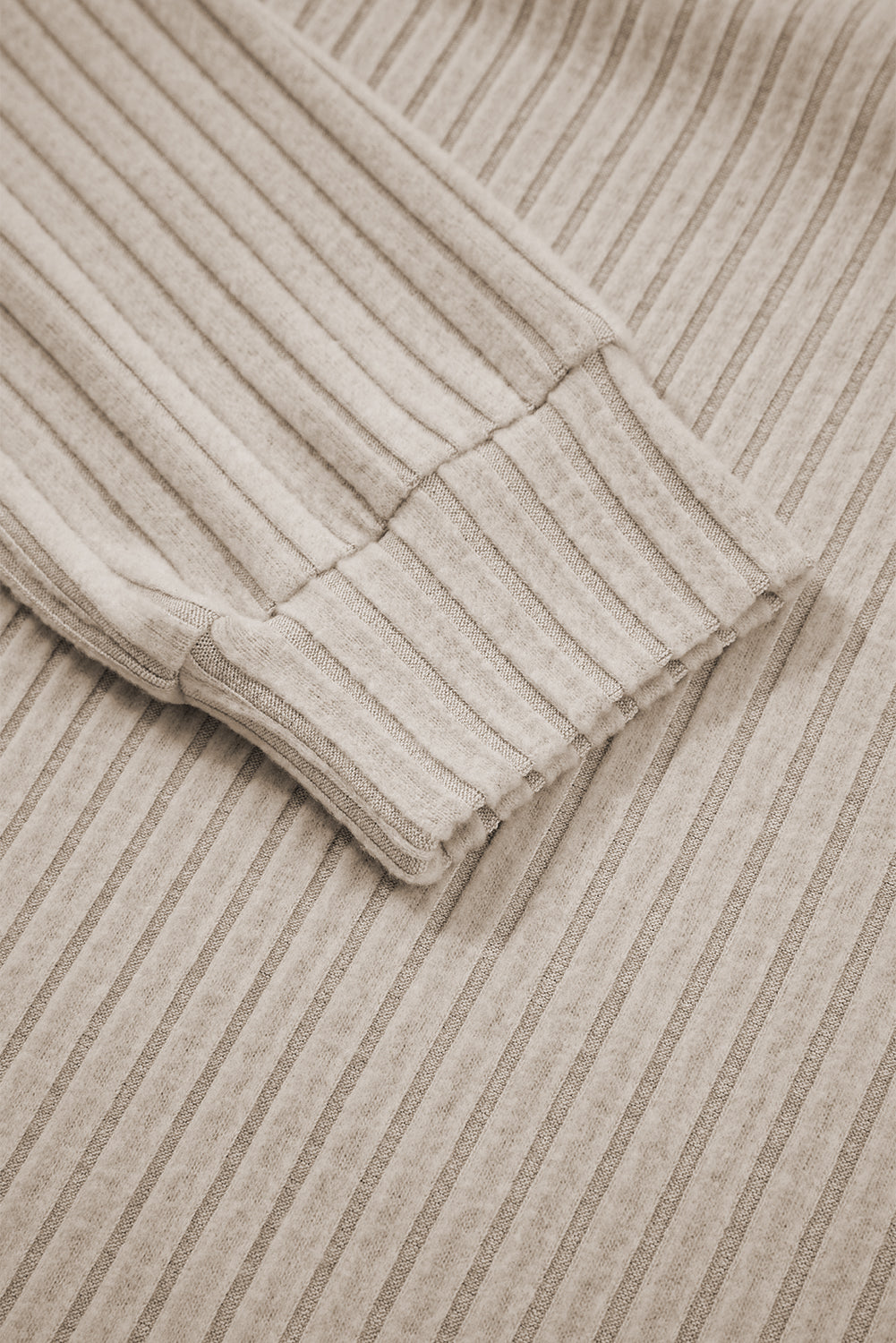 Jet Stream Ribbed Texture Round Neck Long Sleeve Rounded Hem Knit Top